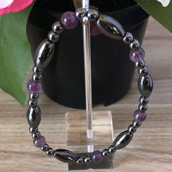 Natural Amethyst Stone Stretchable Hematite Beaded Bracelet - Picture 1 of 2